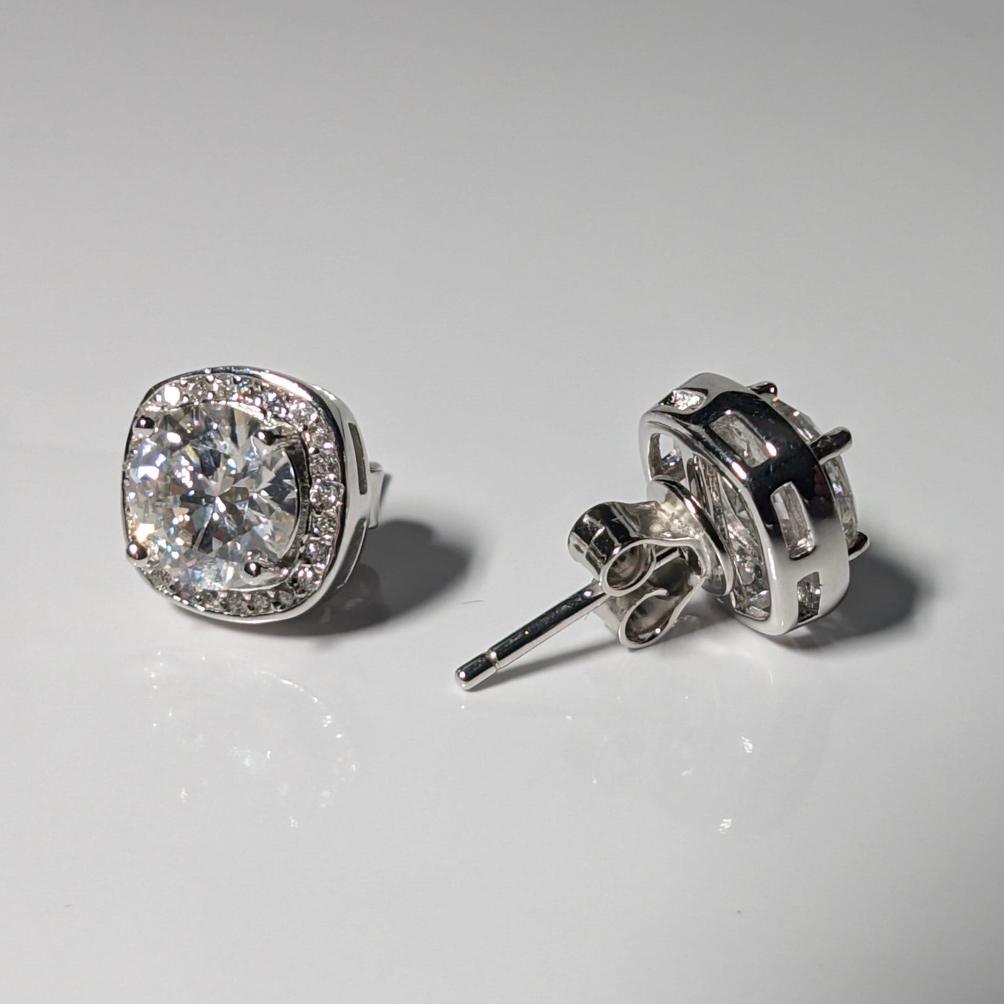 Womens Moissanite Round Stud Earrings